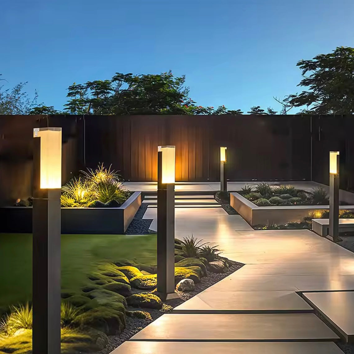 Architect’s Pathway modern LED outdoor pathway light