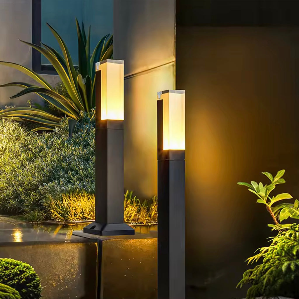 Architect’s Pathway modern LED outdoor pathway light