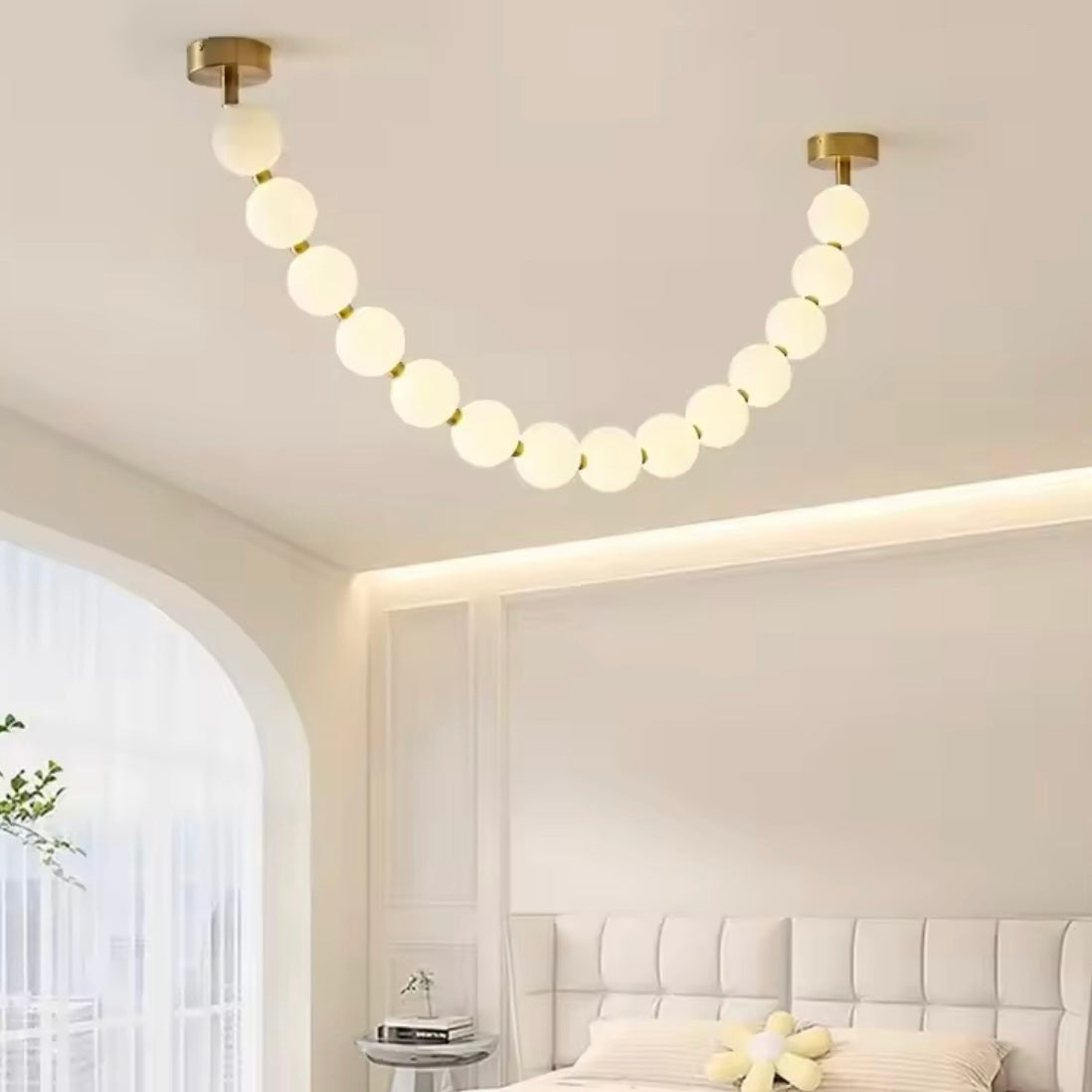 LUMINOUS STRAND